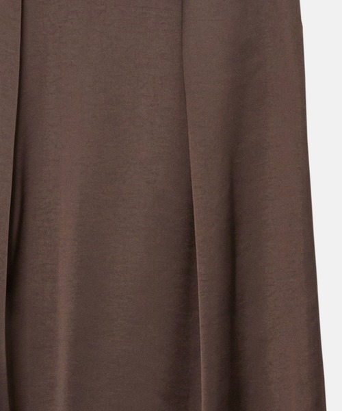 LE CIEL BLEU(ルシェルブルー)の「タックサテンマキシスカート / Tucked Satin Maxi Skirt(スカート・レディース・ブラウン/ピンク・36/34/38)」の4枚目の写真