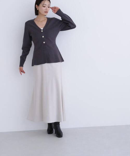 NATURAL BEAUTY BASIC(ナチュラルビューティーベーシック)の「◇ウエストシェイプスリットカーディガン(カーディガン/ボレロ・レディース・チャコールグレー/ベージュ/ダークブルー・FREE)」の12枚目の写真