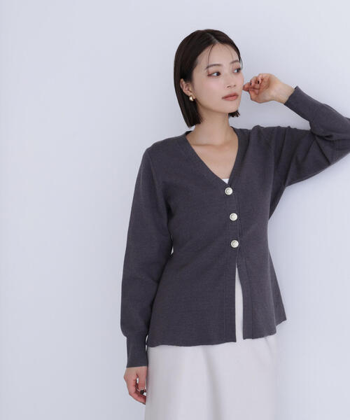 NATURAL BEAUTY BASIC(ナチュラルビューティーベーシック)の「◇ウエストシェイプスリットカーディガン(カーディガン/ボレロ・レディース・チャコールグレー/ベージュ/ダークブルー・FREE)」の16枚目の写真