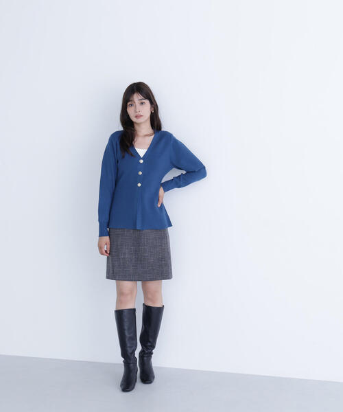 NATURAL BEAUTY BASIC(ナチュラルビューティーベーシック)の「◇ウエストシェイプスリットカーディガン(カーディガン/ボレロ・レディース・チャコールグレー/ベージュ/ダークブルー・FREE)」の8枚目の写真