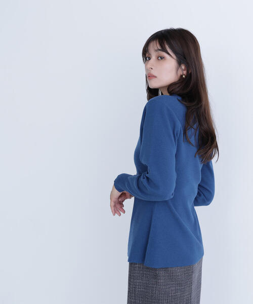NATURAL BEAUTY BASIC(ナチュラルビューティーベーシック)の「◇ウエストシェイプスリットカーディガン(カーディガン/ボレロ・レディース・チャコールグレー/ベージュ/ダークブルー・FREE)」の9枚目の写真