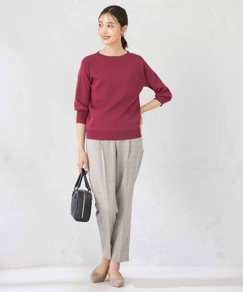 a.v.v(アーヴェヴェ)の「【UVカット/洗える】ボートネックパフスリーブ美ラクるニット(ニット/セーター・レディース・ピンク/グリーン/グレー系その他/ブラック・38/36/40/42/34)」の22枚目の写真