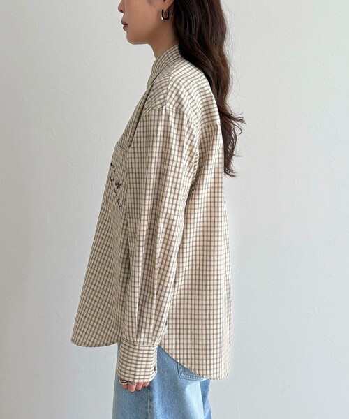 fredy emue（フレディエミュ）の「チェック刺繍シャツ（シャツ/ブラウス・レディース・ブラック系その他/ベージュ系その他・38）」の7枚目の写真