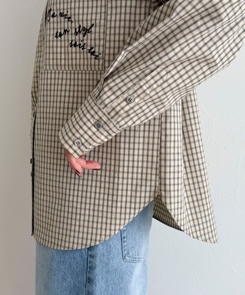 fredy emue（フレディエミュ）の「チェック刺繍シャツ（シャツ/ブラウス・レディース・ブラック系その他/ベージュ系その他・38）」の13枚目の写真