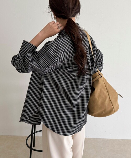 fredy emue（フレディエミュ）の「チェック刺繍シャツ（シャツ/ブラウス・レディース・ブラック系その他/ベージュ系その他・38）」の21枚目の写真
