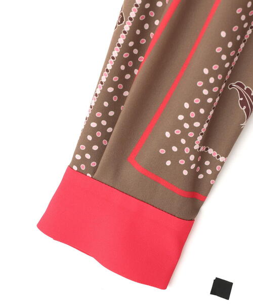 PINKY&DIANNE（ピンキーアンドダイアン）の「◆フローラルスカーフプリントブラウス（シャツ/ブラウス・レディース・ベージュ系その他4/ホワイト系その他2・38/36）」の9枚目の写真