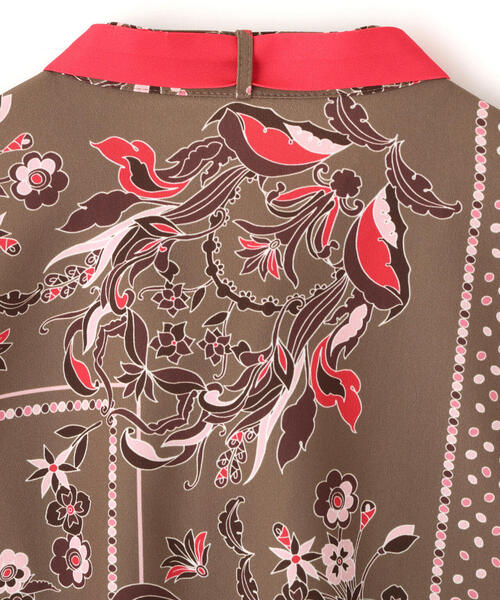 PINKY&DIANNE（ピンキーアンドダイアン）の「◆フローラルスカーフプリントブラウス（シャツ/ブラウス・レディース・ベージュ系その他4/ホワイト系その他2・38/36）」の11枚目の写真