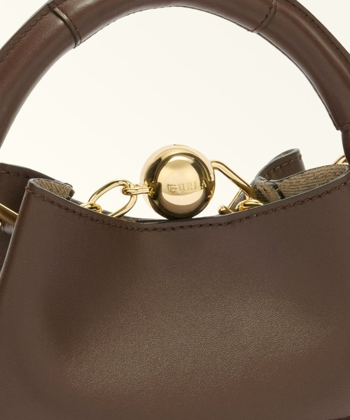 FURLA(フルラ)の「フルラ スフェラ バケットバッグ(ショルダーバッグ・レディース・ダークグリーン/ホワイト/ダークブラウン/ダークブルー/マスタード・ONE SIZE)」の13枚目の写真