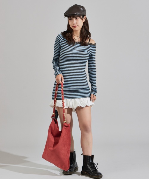 Chick(チック)の「Rib-Knit Border Design Waist-Tied Style Off-Shoulder Dress / リブ編み ボーダーデザイン 腰巻き風 オフショルワンピース(ワンピース・レディース・ブルー・FREE)」の5枚目の写真