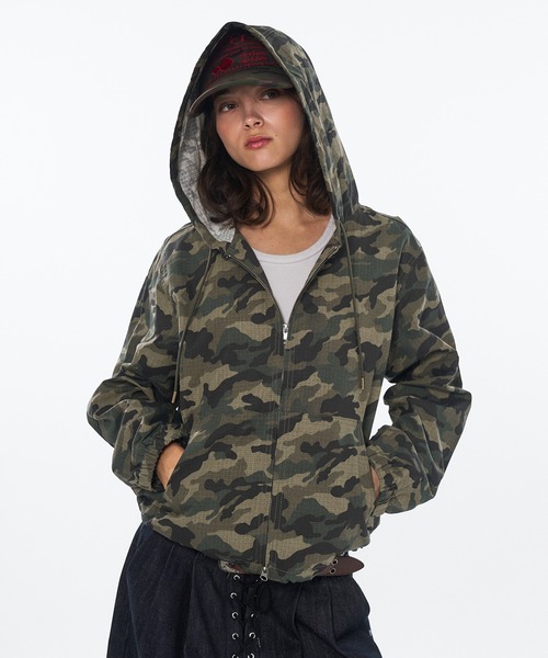 【お値下げ】BETOUPE ブラック ショート丈ブルゾン お値下げ】BETOUPE ブラック ショート丈ブルゾン お値下げ】BETOUPE