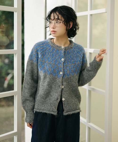LAULEN（ローレン）の「wool blend nordic knit cardigan /ウールブレンドノルディック柄ニットカーディガン（カーディガン/ボレロ・レディース・グレー/アイボリー・FREE）」の3枚目の写真