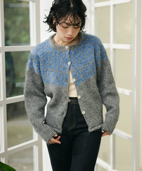 LAULEN（ローレン）の「wool blend nordic knit cardigan /ウールブレンドノルディック柄ニットカーディガン（カーディガン/ボレロ・レディース・グレー/アイボリー・FREE）」の5枚目の写真
