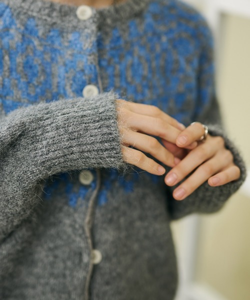LAULEN（ローレン）の「wool blend nordic knit cardigan /ウールブレンドノルディック柄ニットカーディガン（カーディガン/ボレロ・レディース・グレー/アイボリー・FREE）」の19枚目の写真