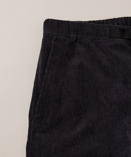 FREAK'S STORE（フリークスストア）の「コーデュロイ ウェービングベルト スリムフィット パンツ Fabric by SOLOTEX(R)（その他パンツ・メンズ・チャコールグレー/ブラック/ブラウン/ベージュ・SMALL/MEDIUM/LARGE）」の8枚目の写真