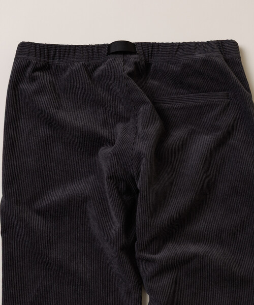 FREAK'S STORE（フリークスストア）の「コーデュロイ ウェービングベルト スリムフィット パンツ Fabric by SOLOTEX(R)（その他パンツ・メンズ・チャコールグレー/ブラック/ブラウン/ベージュ・SMALL/MEDIUM/LARGE）」の13枚目の写真