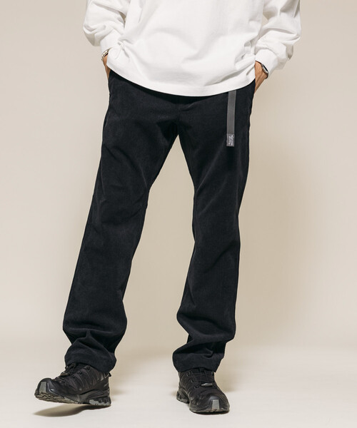 FREAK'S STORE（フリークスストア）の「コーデュロイ ウェービングベルト スリムフィット パンツ Fabric by SOLOTEX(R)（その他パンツ・メンズ・チャコールグレー/ブラック/ブラウン/ベージュ・SMALL/MEDIUM/LARGE）」の21枚目の写真