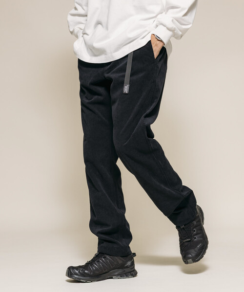 FREAK'S STORE（フリークスストア）の「コーデュロイ ウェービングベルト スリムフィット パンツ Fabric by SOLOTEX(R)（その他パンツ・メンズ・チャコールグレー/ブラック/ブラウン/ベージュ・SMALL/MEDIUM/LARGE）」の22枚目の写真