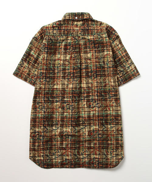 BEAMS PLUS（ビームスプラス）の「BEAMS PLUS / プリントマドラス ボタンダウンシャツ（シャツ/ブラウス・メンズ・ネイビー/グリーン/レッド・LARGE/SMALL/MEDIUM/X-LARGE）」の5枚目の写真