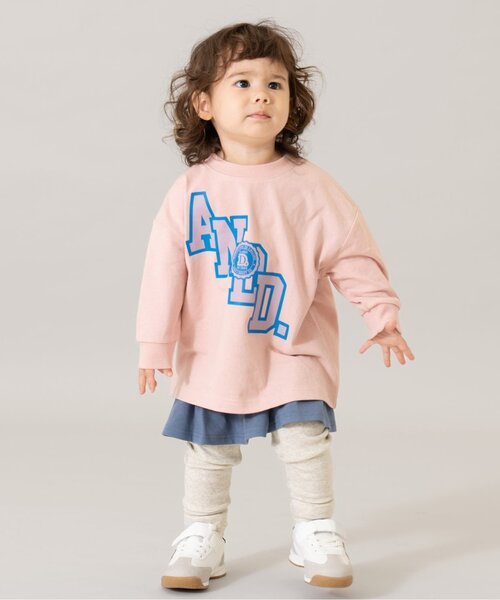 and D. petit main（アンドディープティマイン）の「【USAコットン】ANDロゴカレッジワイドロンT（Tシャツ/カットソー・キッズ・ライトピンク/ブルーグレー/トップグレー/イエロー/チャコール・130cm/120cm/140cm/110cm/90cm/100cm）」の7枚目の写真
