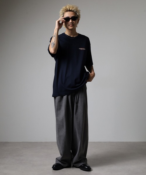 GUESS JEANS(ゲスジーンズ)の「GUESS JEANS GJ SS CN OS AMERICAN TRAD TEE ゲス オーバーサイズ・アメリカン・トラディション・Tシャツ(Tシャツ/カットソー・メンズ・ネイビー/オフホワイト/グレー・XL/L/M)」の7枚目の写真