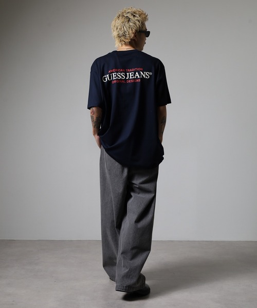 GUESS JEANS(ゲスジーンズ)の「GUESS JEANS GJ SS CN OS AMERICAN TRAD TEE ゲス オーバーサイズ・アメリカン・トラディション・Tシャツ(Tシャツ/カットソー・メンズ・ネイビー/オフホワイト/グレー・XL/L/M)」の8枚目の写真
