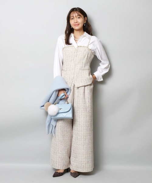 JUSGLITTY（ジャスグリッティー）の「チェーントリムツイードキャミ（シャツ/ブラウス・レディース・オフホワイト/ブラック・1/2）」の5枚目の写真