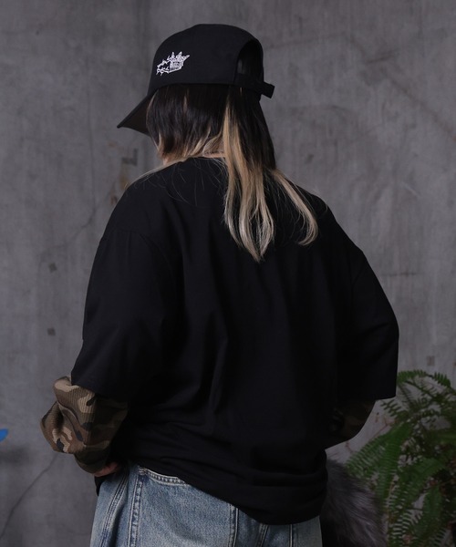 MAROCORE(マロコア)の「フェイクレイヤード 袖 カモ柄 プリント ロンT ユニセックス 【MAROCORE】(Tシャツ/カットソー・メンズ・ブラック/ホワイト・L/M)」の13枚目の写真