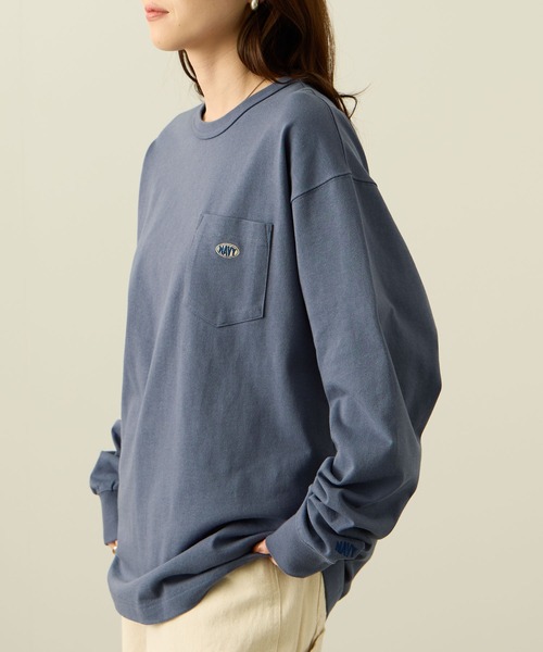 NAVY(ネイビー)の「NAVY リラックスFITヘビーウェイトロングTシャツ(Tシャツ/カットソー・メンズ・ネイビー×ホワイト/ホワイト/ブラック/ベージュ/ブルー・M/S/XL/L)」の4枚目の写真