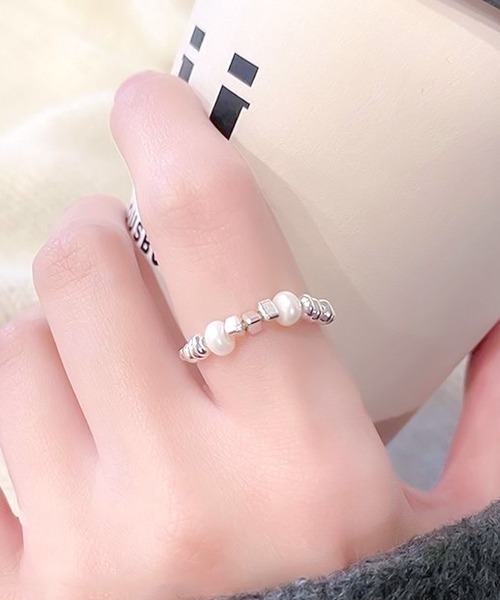 Blanc de Blue(ブランドブルー)の「パールリング(リング・レディース・シルバー・FREE)」の1枚目の写真