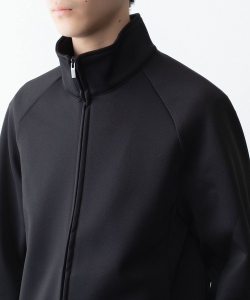 ATTACHMENT（アタッチメント）の「PE ストレッチ ダブルニット トラックジャケット / PE STRETCH DOUBLE KNIT TRACK JKT（ブルゾン・メンズ・ダークカーキ/ライトグレー/ブラック・4/3/1/2）」の16枚目の写真