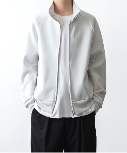 ATTACHMENT（アタッチメント）の「PE ストレッチ ダブルニット トラックジャケット / PE STRETCH DOUBLE KNIT TRACK JKT（ブルゾン・メンズ・ダークカーキ/ライトグレー/ブラック・4/3/1/2）」の19枚目の写真