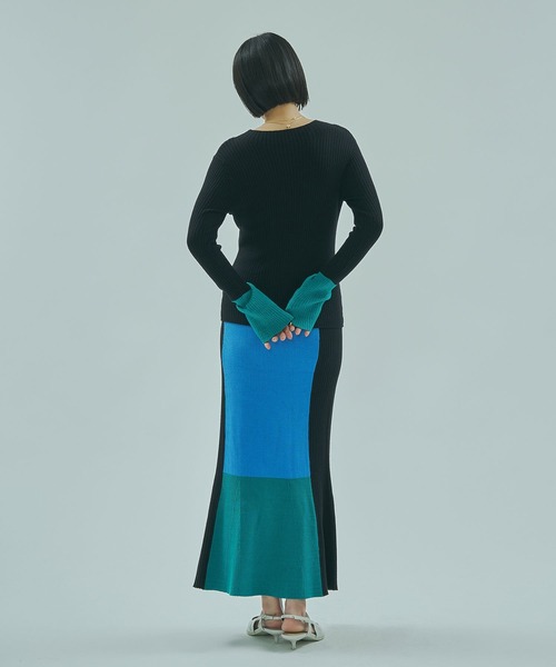 ROSE BUD(ローズバッド)の「MULTICOLOR RIB KNIT SKIRT(スカート・レディース・ブラック/バーガンディー・ONE SIZE)」の8枚目の写真