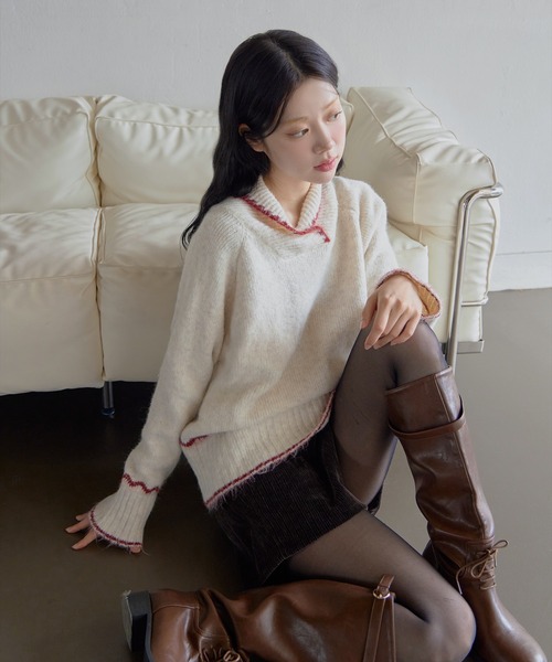 UNE MANSION(ユヌマンション)の「ユニークハーフハイネックバイカラーオーバーサイズニット(ニット/セーター・レディース・チャコールグレー/ベージュ・FREE)」の18枚目の写真