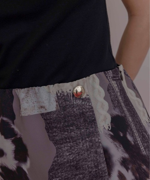 Eimee Law(エイミーロウ)の「カウ柄デニムコラージュptヘムレースタイトスカート(スカート・レディース・グレー/カーキ・FREE)」の10枚目の写真