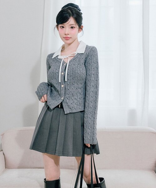 OLIVE des OLIVE（オリーブデオリーブ）の「金ボタンレイヤードニット（ニット/セーター・レディース・オフホワイト/トップグレー/ブラック/ダークブラウン・FREE）」の18枚目の写真