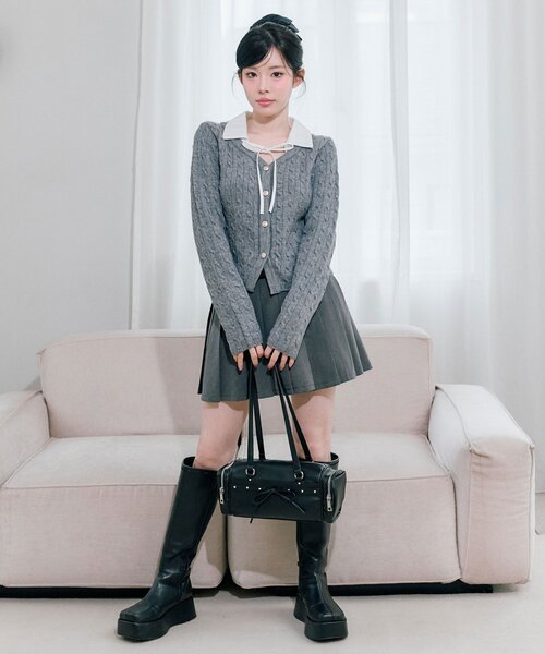 OLIVE des OLIVE（オリーブデオリーブ）の「金ボタンレイヤードニット（ニット/セーター・レディース・オフホワイト/トップグレー/ブラック/ダークブラウン・FREE）」の15枚目の写真