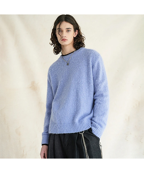 AVANDRESS(アバンドレス )の「Round Angora Knit - 6 COL(ニット/セーター・レディース・エメラルドブルー/ブラック/パープル/杢グレー/Mustard・1/2)」の4枚目の写真
