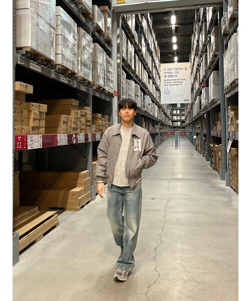 AVANDRESS(アバンドレス )の「Round Angora Knit - 6 COL(ニット/セーター・レディース・エメラルドブルー/ブラック/パープル/杢グレー/Mustard・1/2)」の18枚目の写真