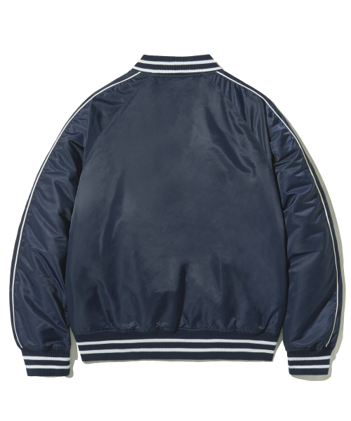 F.ILLUMINATE(フィルミネイト)の「カーブドロゴバスティジャケット-ネイビー(スタジャン・レディース・その他・MEDIUM/LARGE/SMALL)」の2枚目の写真
