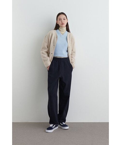MUSINSA STANDARD WOMAN（ムシンサスタンダードウーマン）の「ウィメンズテンセルスリムタートルネックTシャツ[バタークリーム]（Tシャツ/カットソー・レディース・その他・SMALL/MEDIUM/LARGE/X-LARGE/X-SMALL）」の4枚目の写真