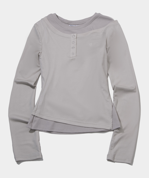 PLACE STUDIO（プレイススタジオ）の「フレンチカラー ポップ オフショルダー レイヤード スナップボタン Tシャツ _ 2COLOR（Tシャツ/カットソー・レディース・チャコール/アイボリー・FREE）」の6枚目の写真