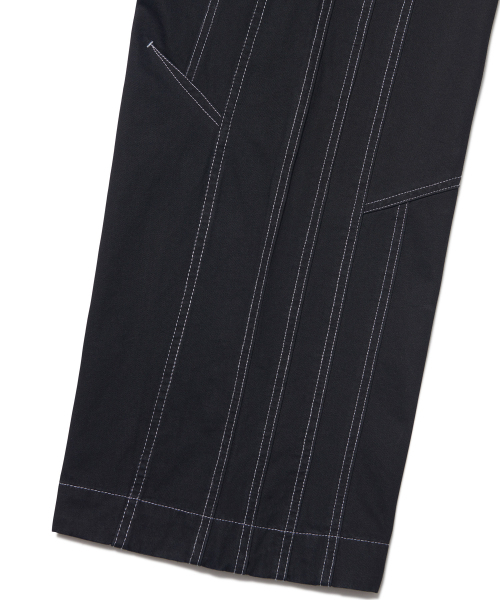 NOMANUAL(NOMANUAL)の「TILTED SIDE LINE PANTS - WASHED BLACK(その他パンツ・レディース・その他・SMALL/MEDIUM/LARGE)」の6枚目の写真