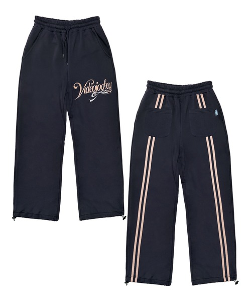 Video Jockey(ビデオジョッキー)の「【セットアップ対応】JOCKEY CLUB TRACK PANTS / ジョッキークラブ トラックジャージパンツ(スウェットパンツ・レディース・ネイビー/ブラウン・F)」の2枚目の写真