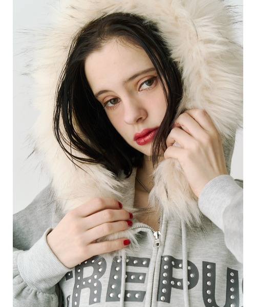 jouetie(ジュエティ)の「ファードッキングルーズフーディー(パーカー・レディース・グレー/ブラック・MEDIUM)」の10枚目の写真