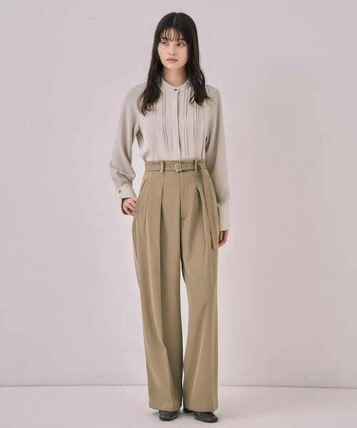 UNITED TOKYO(ユナイテッドトウキョウ)の「アイレットベルトストレートパンツ|ウォッシャブル/オフィスカジュアル/細見え/春服(スラックス・レディース・ダークグレー/ベージュ・1/2)」の12枚目の写真