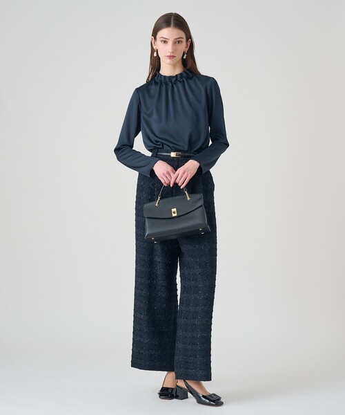 ANAYI（アナイ）の「ハンマーサテンスタンド ブラウス（シャツ/ブラウス・レディース・ネイビー/ホワイト・38）」の5枚目の写真