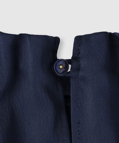 ANAYI（アナイ）の「ハンマーサテンスタンド ブラウス（シャツ/ブラウス・レディース・ネイビー/ホワイト・38）」の15枚目の写真