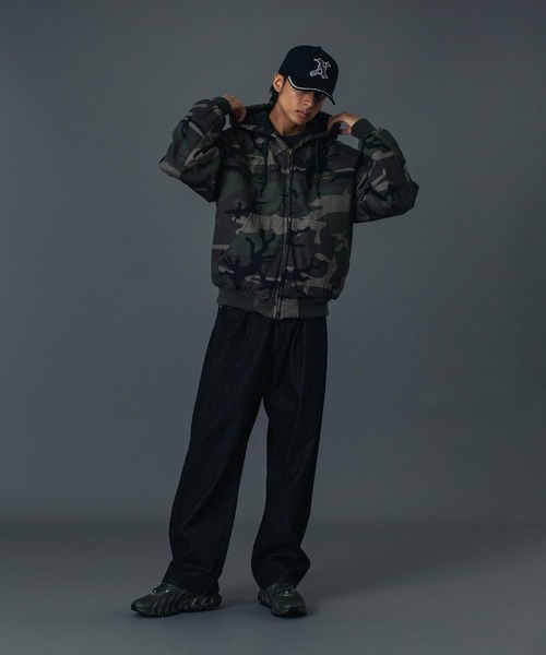 XLARGE（エクストララージ）の「PATCHED OLD ENGLISH HOODED WORK JACKET（ブルゾン・メンズ・ブラック/グレー/カモフラージュ/ネイビー・S/M/L/XL）」の7枚目の写真