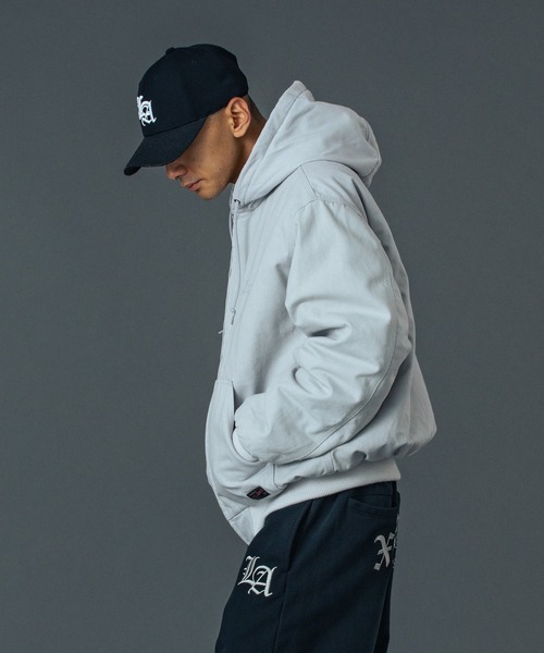 XLARGE（エクストララージ）の「PATCHED OLD ENGLISH HOODED WORK JACKET（ブルゾン・メンズ・ブラック/グレー/カモフラージュ/ネイビー・S/M/L/XL）」の14枚目の写真