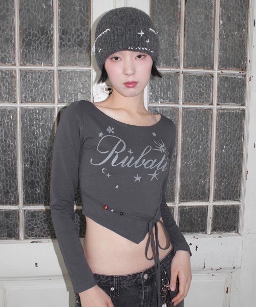RUBATI(ルバティ)の「サンライズワイドネックストラップクロップ長袖Tシャツ_チャコール(Tシャツ/カットソー・レディース・その他・FREE)」の2枚目の写真